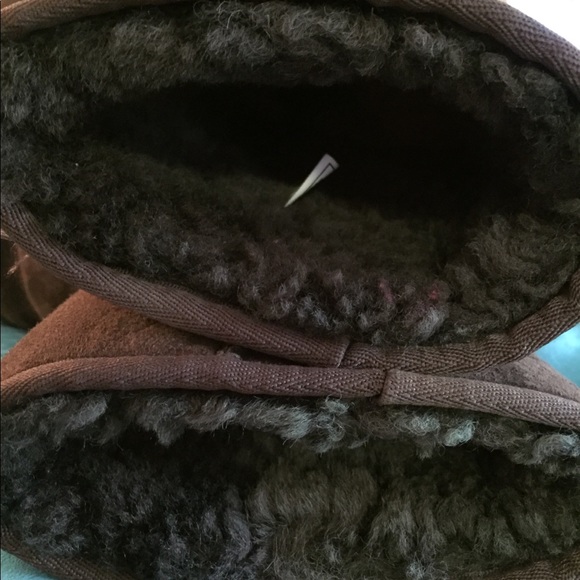 UGG Boots - Picture 6 of 6